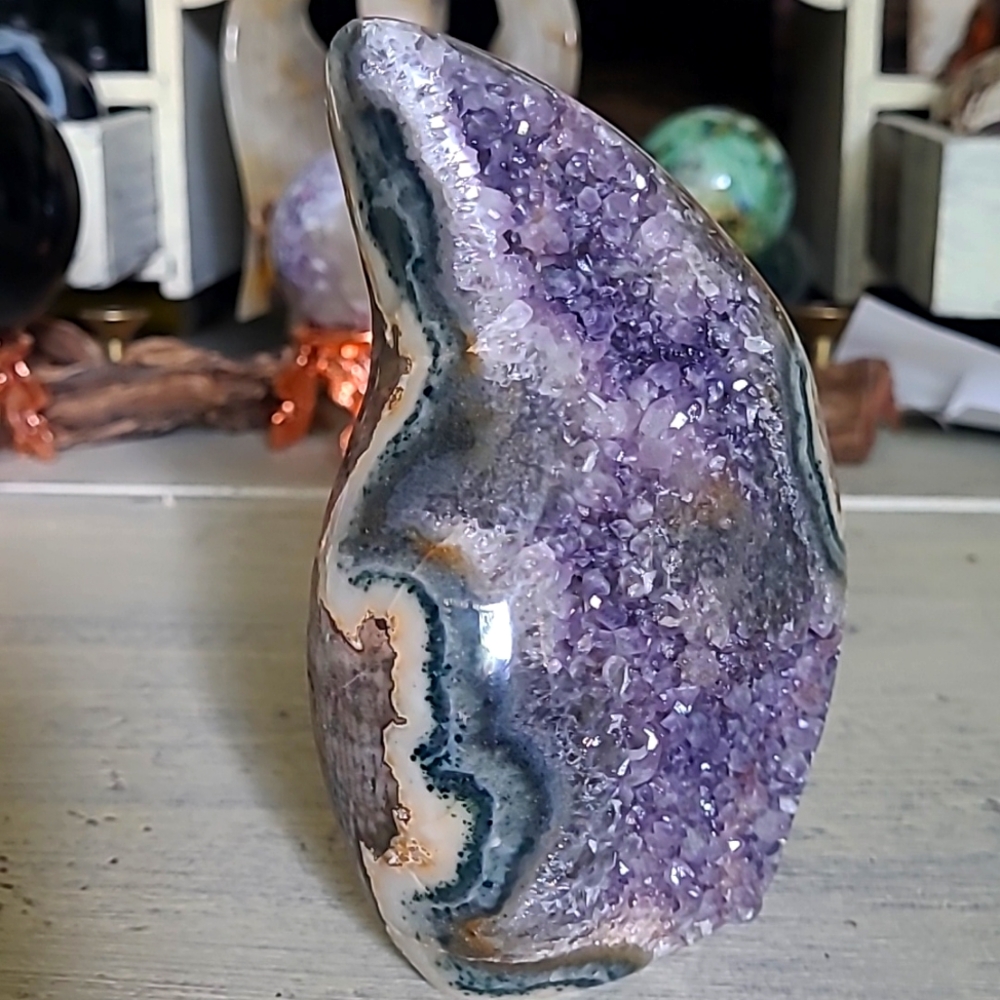Amythyst Druzy Freeform Freestanding